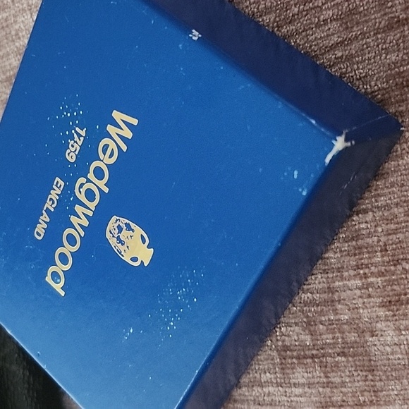 Wedgwood 1759 England 10k gold tone cufflinks - Picture 11 of 13